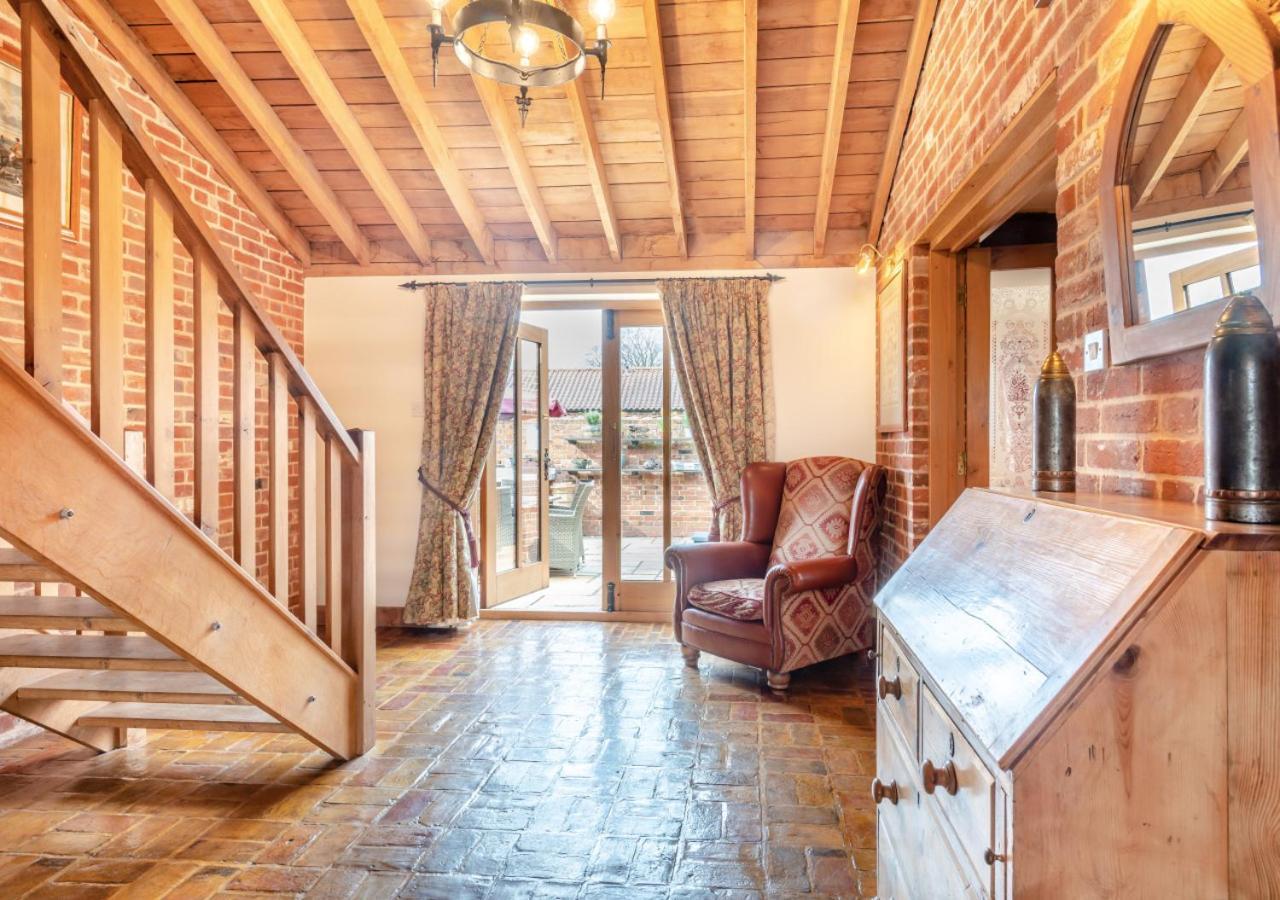 Elms Barn Villa Wangford Exterior photo